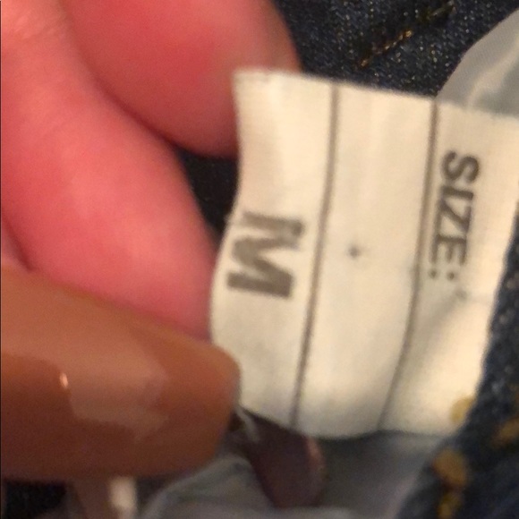 Shorts - Picture 3 of 3